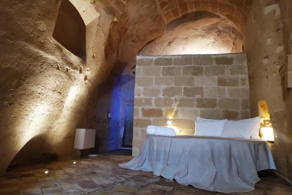 Fornaci 46 Sassi Con Idromassaggio Villa Матера Екстериор снимка